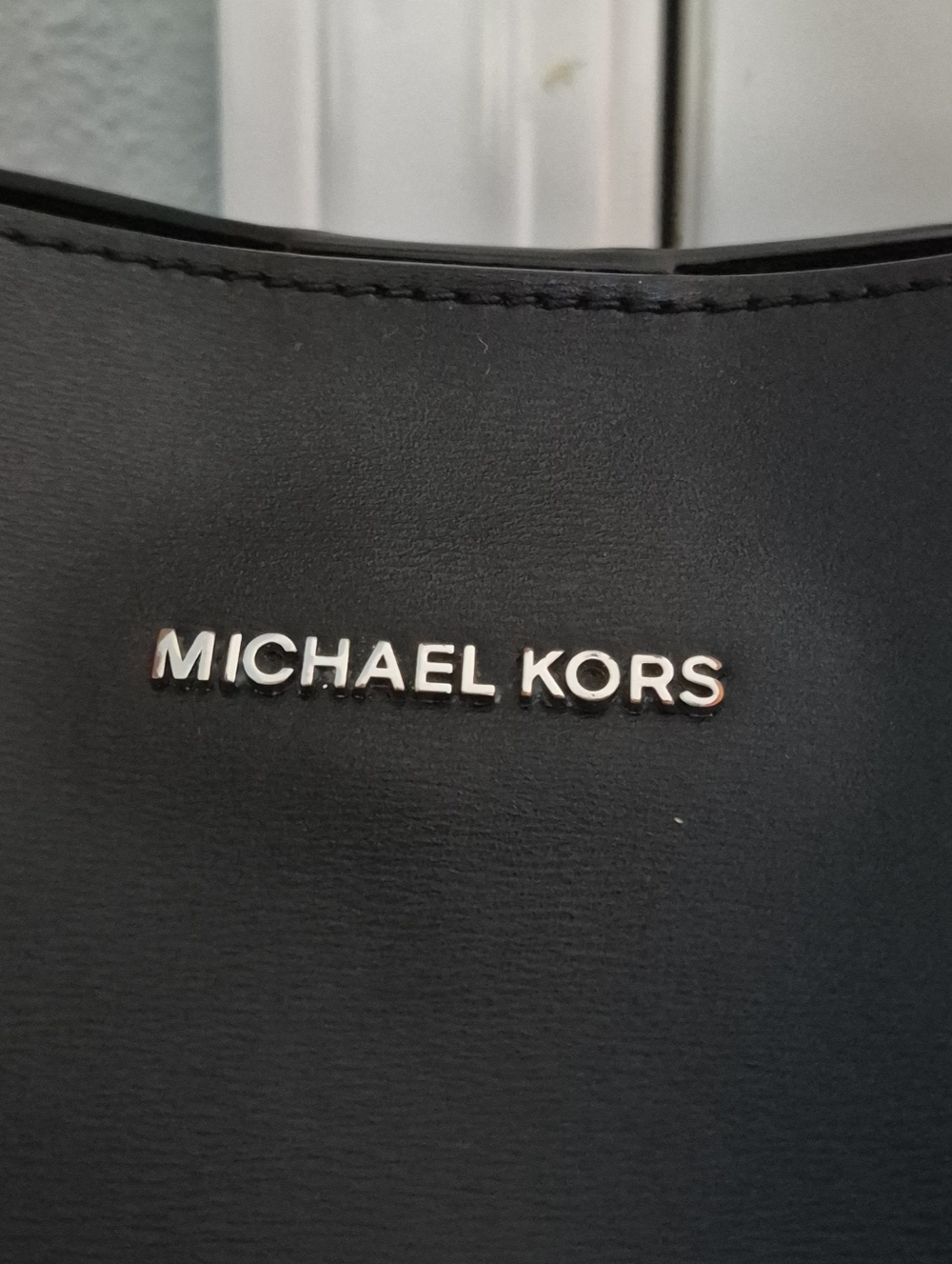 Micheal Kors Black Leather Large Tote Shoulder Bag Purse - Picture 7 of 13